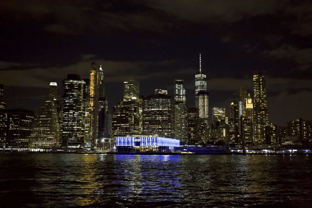 NYC skyline at night