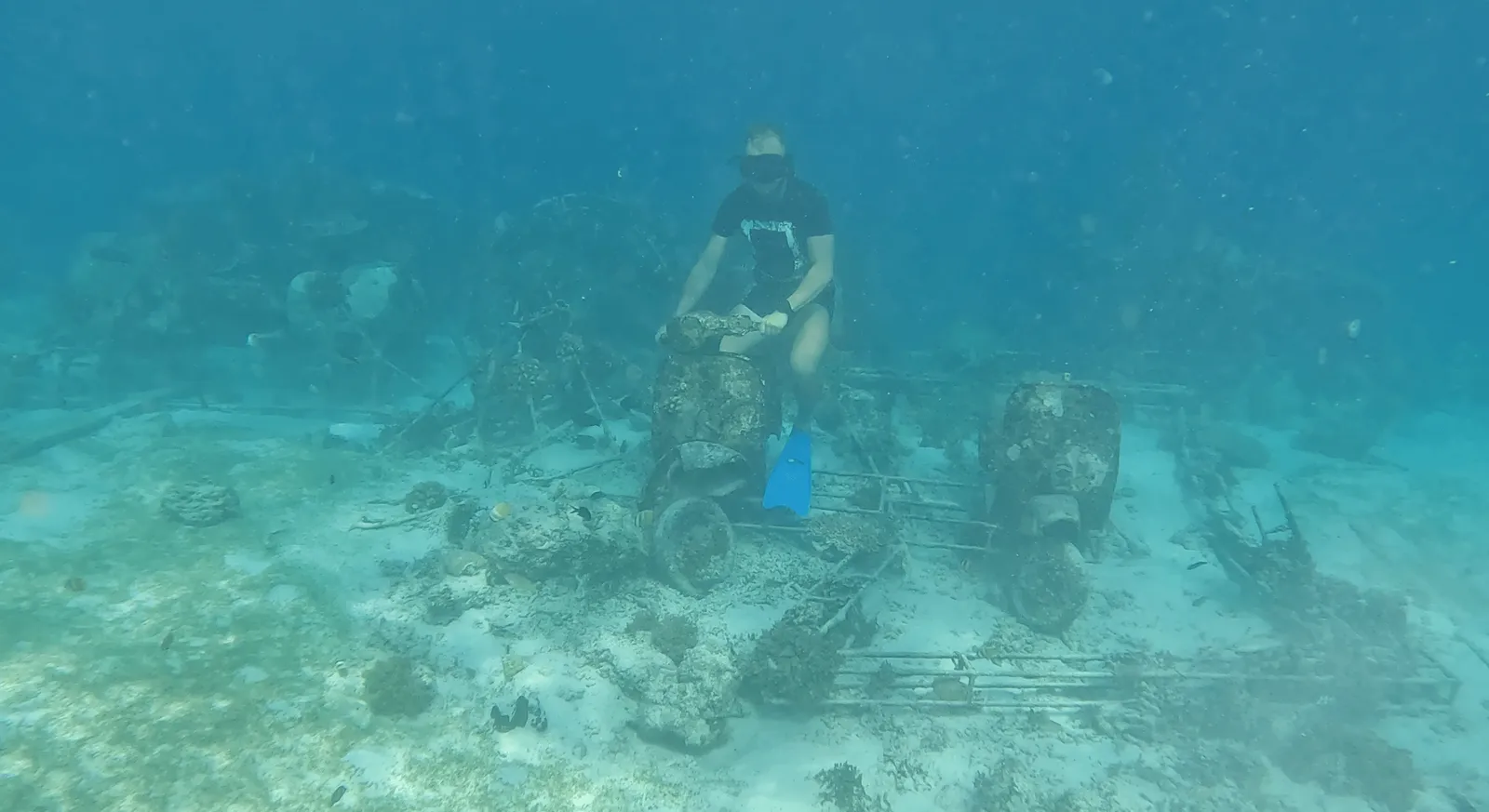 Underwater vespas