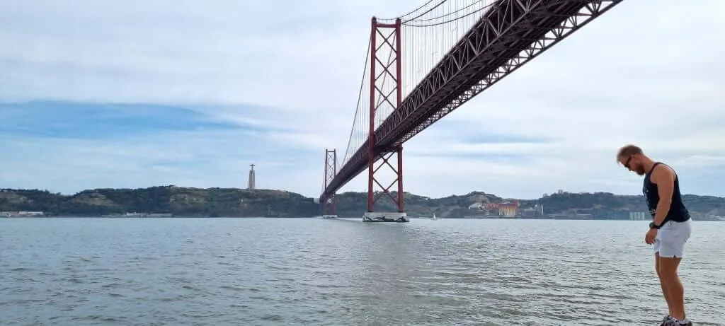 Ponte 25 de Abril bridge